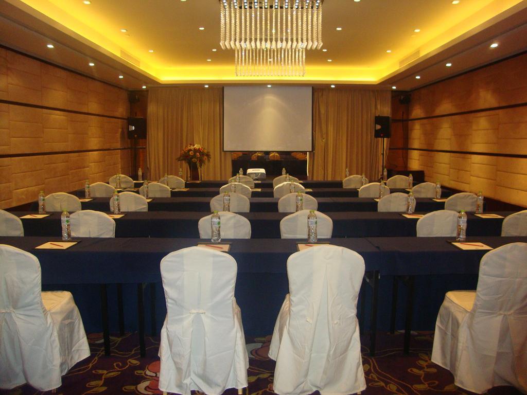 מלון Ramada Plaza ליאניונגאנג מראה חיצוני תמונה